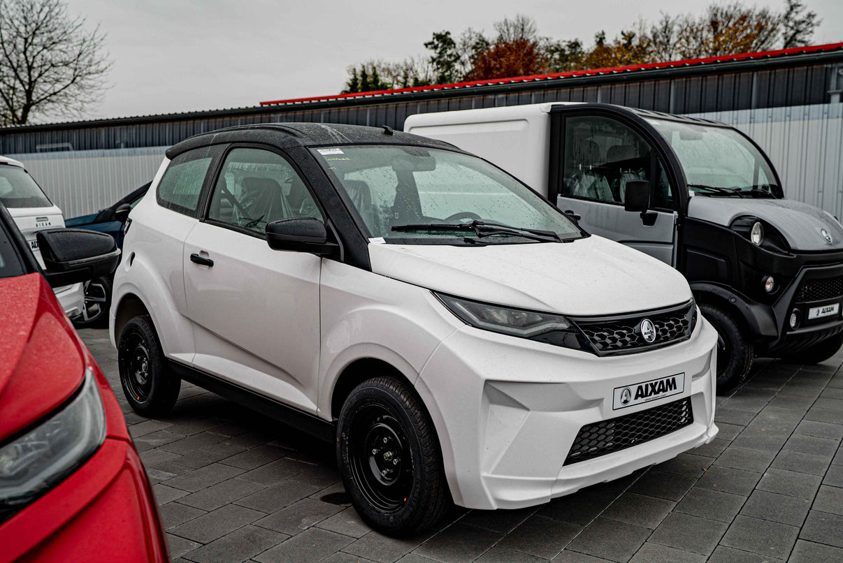 AIXAM Ambition Crossline Pack Weiß