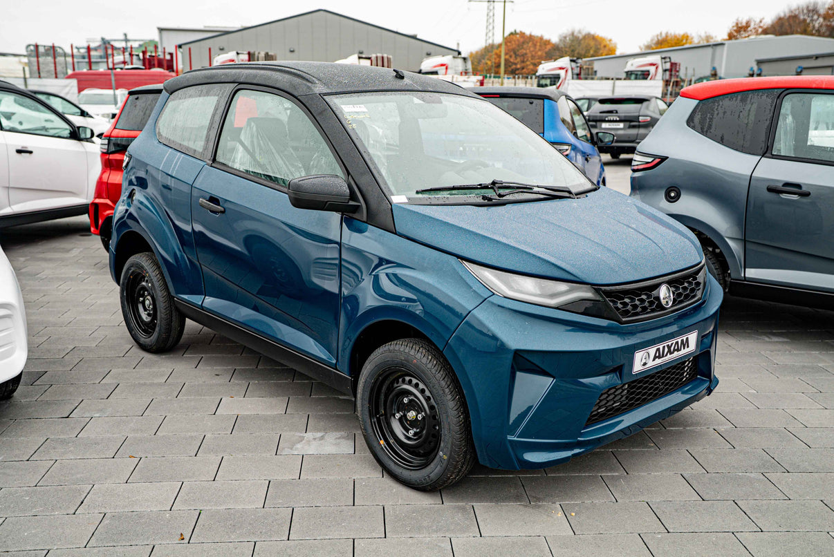 AIXAM Ambition Crossline Pack Petrolmetallic